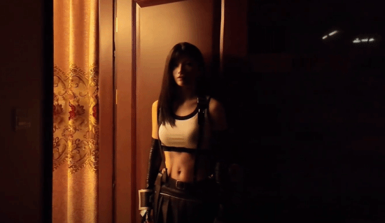 国内美女COS蒂法神还原新视频:100%从游戏来到现实!