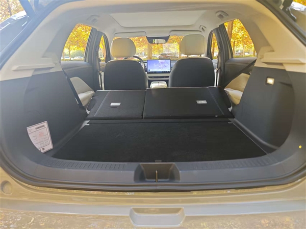 上市不到1月交付就破万台 6.28万起的极狐阿尔法T1为何能一把破圈