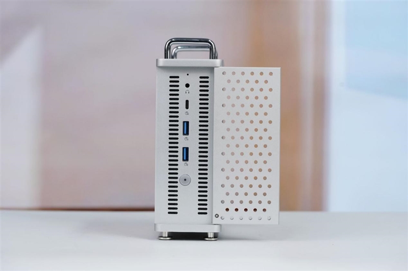 可能是散热最好的mini主机！奥睿科OminiPro迷你机评测：半小时烤机稳定54W 温度仅80度