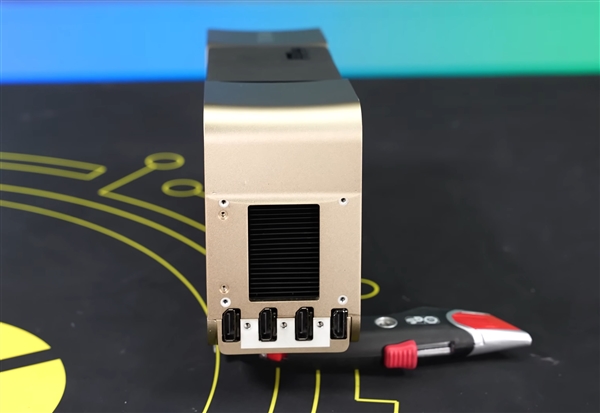 NVIDIA从未发布的900W显卡Titan Ada!被大神拆解了